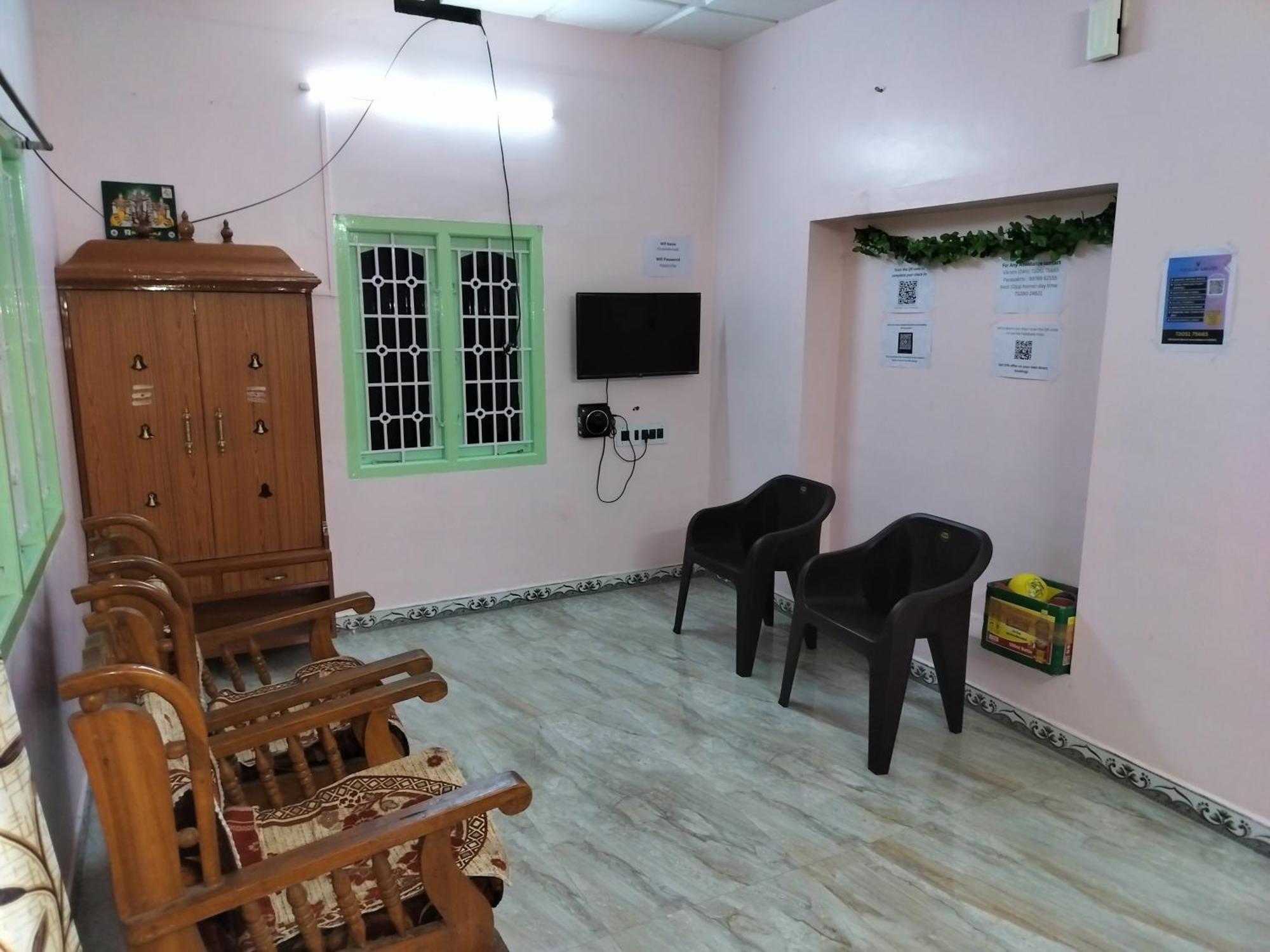 Honeycomb Homestay Ground Floor Palni Eksteriør bilde